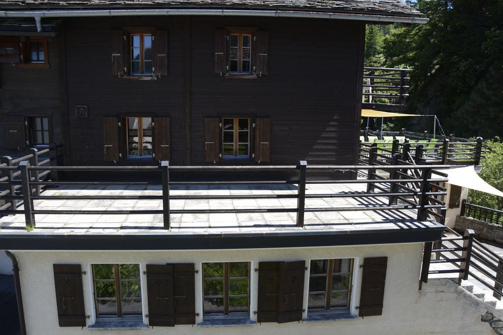 Studios Du Valsorey Bourg-Saint-Pierre Exterior foto